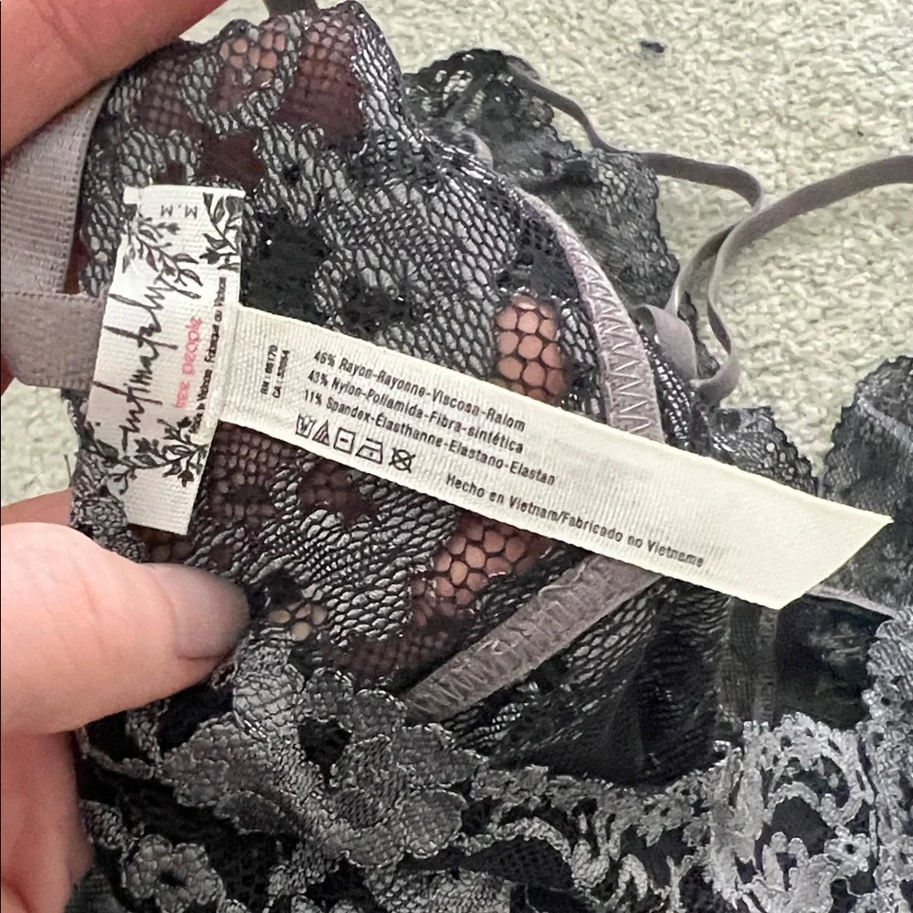Free people Intimately Anthropologie Lace Halter Bodysuit in Black and Gray M - Picture 4 of 6